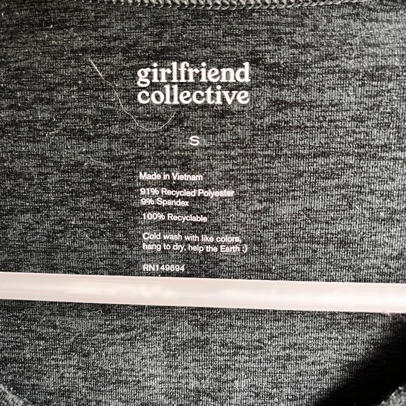 Girlfriend Collective Moss ReSet Super Crop - Picture 3 of 4